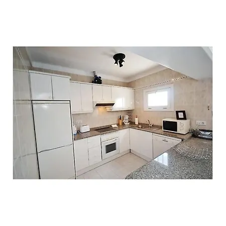 Violeta With Electrically Heated Pool Villa